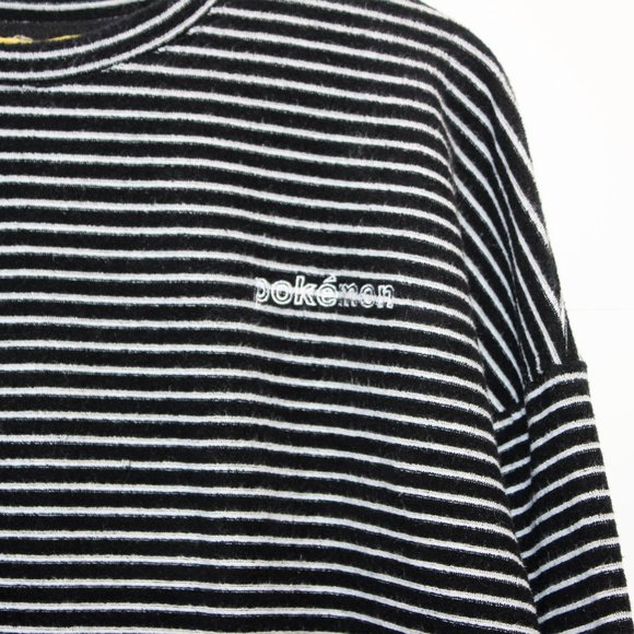 Pokemon Black White Striped Sweater RARE Vintage 1997 Women's - Picture 5 of 8